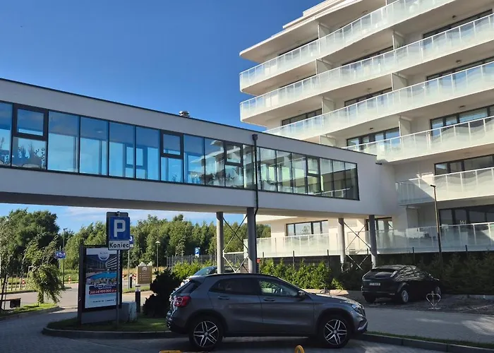 Polanki Aqua F005 아파트호텔 코워브제크