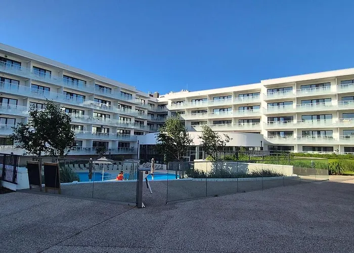 Polanki Aqua F005 아파트호텔